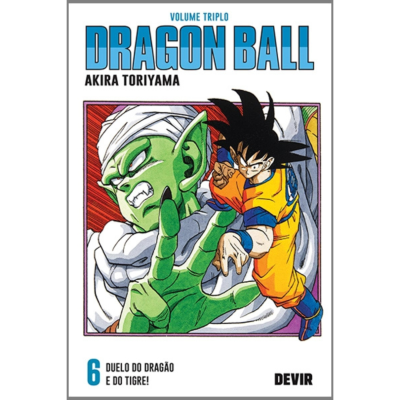 Capa do livro Dragon Ball Volume Triplo com personagens em combate