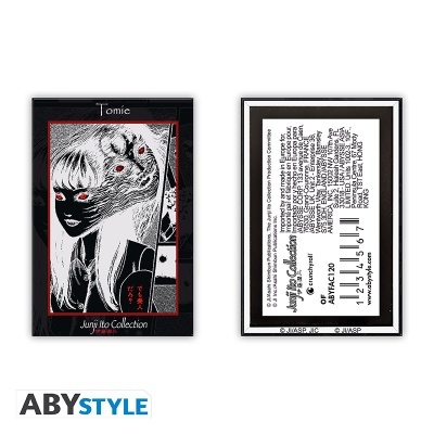 Frente e verso da embalagem de um produto chamado Tomie da Junji Ito Collection