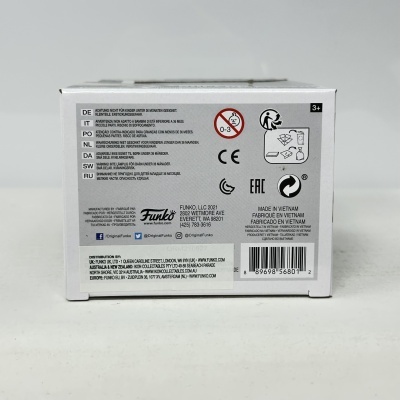 Embalagem branca de produto Funko com textos de segurança, fabricante e código de barras