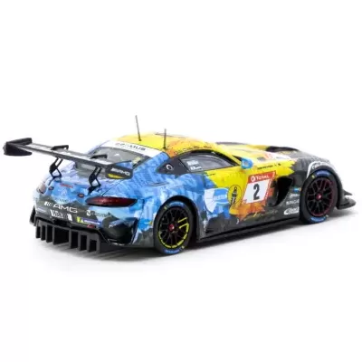 Miniatura de carro de corrida AMG colorida com número 2 e spoiler preto