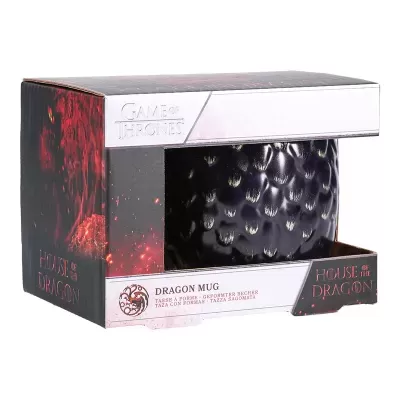 Caneca preta com escamas na caixa de 'House of the Dragon'