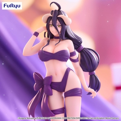 Figura colecionável feminina de anime com fantasia roxa e cabelo preto longo