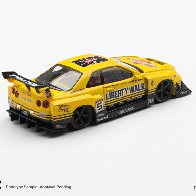 Miniatura de carro desportivo amarelo com gráficos Liberty Walk