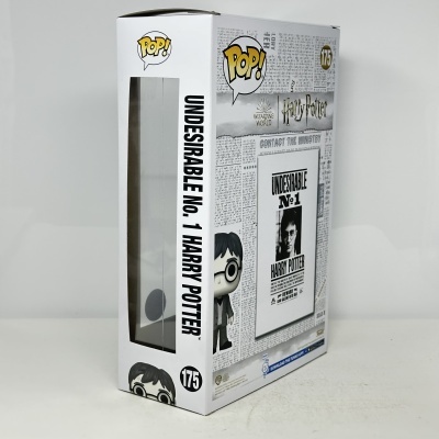 Caixa de Funko Pop! Harry Potter branca com texto e imagem do personagem.