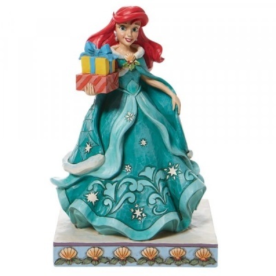Figura decorativa da personagem Ariel da Disney em vestido azul segurando presentes