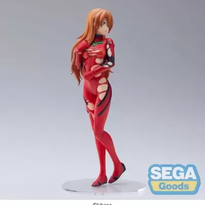 Figura colecionável de personagem feminina em fato vermelho com base transparente
