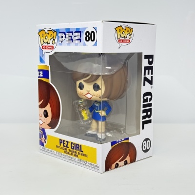 Figura Funko Pop! PEZ Girl nº 80 em caixa transparente e papelão branco azul e amarelo
