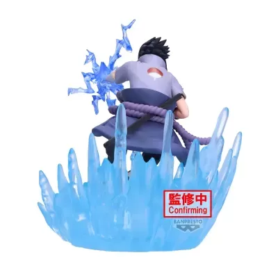 Figura de um personagem anime com efeito azul translúcido e texto Confirming e BANPRESTO