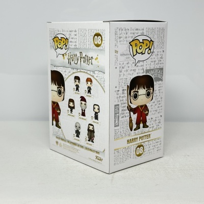 Caixa Funko Pop! Harry Potter nº 08 com imagem do boneco de Harry Potter