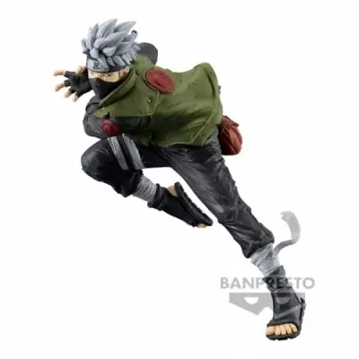 Figura colecionável de personagem masculino numa pose de corrida com colete verde e calças pretas