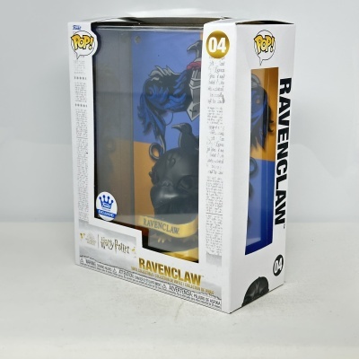 Figura colecionável Funko Pop Ravenclaw Harry Potter na caixa branca com detalhes azuis e amarelos