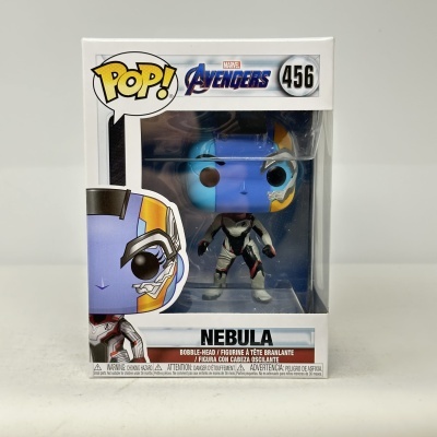 Figura colecionável Funko Pop! da personagem Nebula da Marvel Avengers na sua embalagem