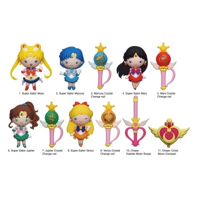 Figuras de vinil de Sailor Scouts com acessórios coloridos e elementos de estrela e coração