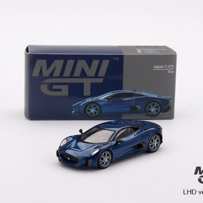 Miniatura de carro desportivo azul com caixa MINI GT