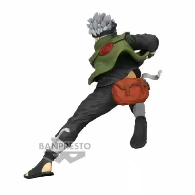 Figura de ação do personagem com casaco verde e bolsa castanha em pose dinâmica