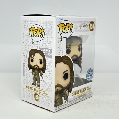 Figura Funko Pop! Sirius Black com rato Wormtail em caixa branca