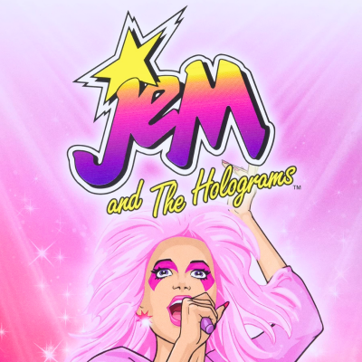 Personagem com cabelo rosa e microfone com texto Jem and The Holograms