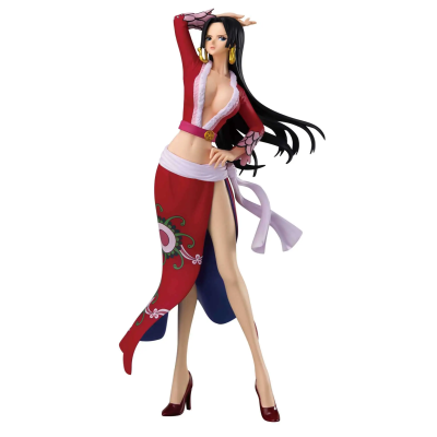 Figura feminina com vestido vermelho e roxo e cabelo preto longo