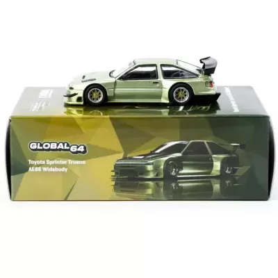 Miniatura de carro Toyota Sprinter Trueno AE86 Widebody em verde metálico sobre caixa