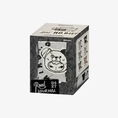 Caixa com ilustrações de personagem com máscara de urso e texto Road Journal 0427