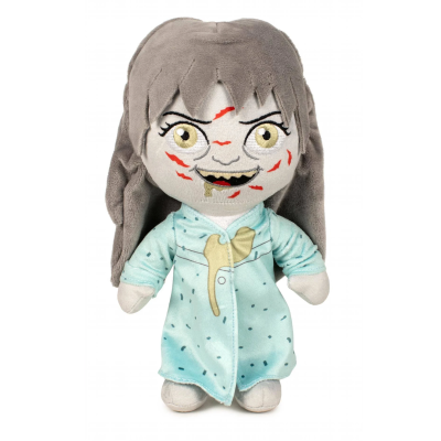 Pelúcia de personagem assustadora com cabelo cinzento e vestido azul claro