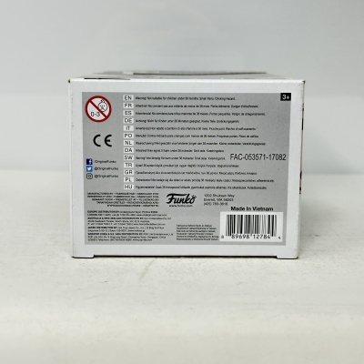 Caixa branca com selo Funko, texto multilingue, código FAC-053571-17082 e código de barras.