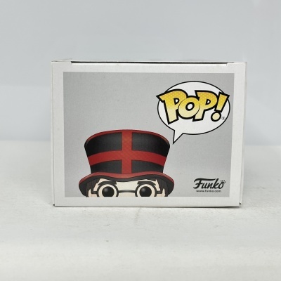 Caixa Funko Pop com boneco e texto POP!