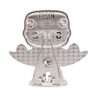 Parte traseira metálica prateada de figura Funko Pop! com texto MARVEL e padrão de coroas