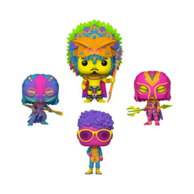 Quatro bonecos Funko Pop coloridos com acessórios temáticos em fundo branco