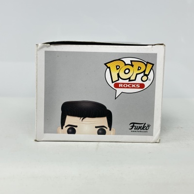 Caixa de figura Funko POP! ROCKS com imagem parcial da figura e logo Funko