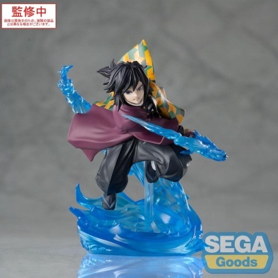 Figura colecionável de personagem com efeito de água azul e capa colorida
