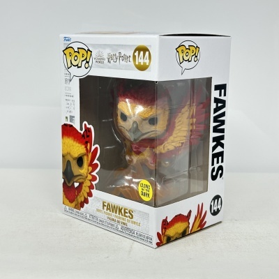 Figura Funko POP! Fawkes Harry Potter nº144 em caixa com janela transparente