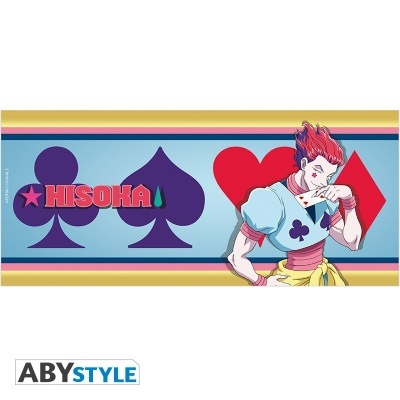 Faixa decorativa azul claro com símbolos de cartas, nome HISOKA e personagem com cabelo vermelho e camisola azul