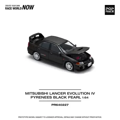 Miniatura de Mitsubishi Lancer Evolution IV preto com capô aberto