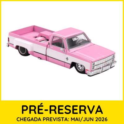 Miniatura de carro pick-up rosa e branco com texto KANDY KUSTOM no para-brisas