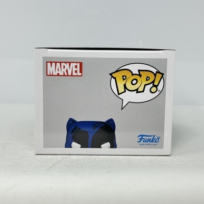 Caixa Funko Pop com personagem Marvel Black Panther