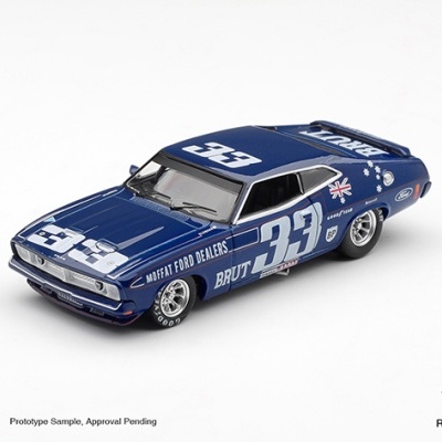 Miniatura de carro de corrida azul com o número 33 e vários logos