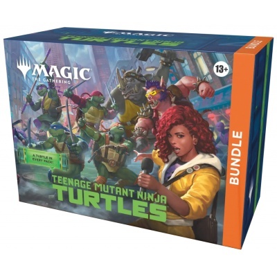 Caixa retangular do jogo Magic The Gathering com ilustração dos Teenage Mutant Ninja Turtles em ambiente urbano.