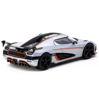 Miniatura de carro desportivo prata com detalhes em preto e laranja