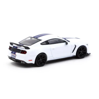 Miniatura de carro desportivo branco com riscas azuis e detalhes pretos