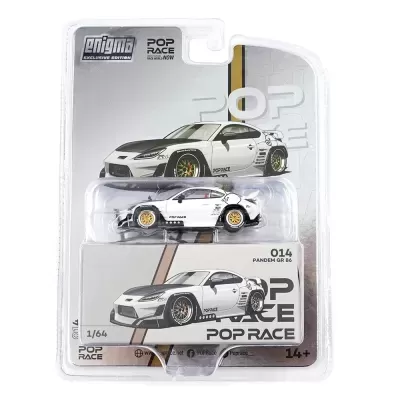 Miniatura de carro de corrida branca PANDEM GR 86 em embalagem POP RACE
