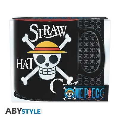 Caneca preta com caveira de chapéu de palha e ossos cruzados, embalagem One Piece.