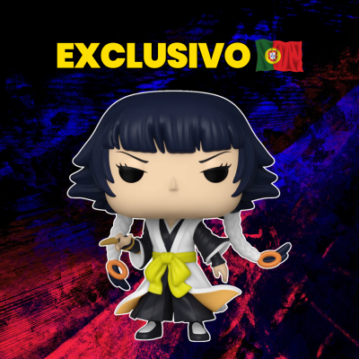 Figura colecionável de personagem com kimono e faixa amarela