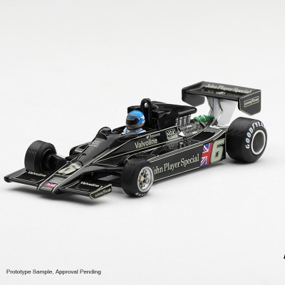 Miniatura preta de carro de Fórmula 1 com textos e número 6