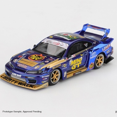 Carro de corrida em miniatura azul com detalhes dourados e autocolantes variados