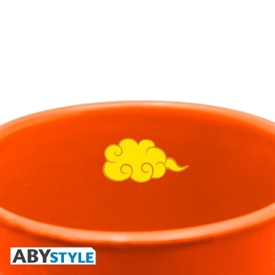 Caneca laranja com nuvem amarela no interior e logo ABYSTYLE