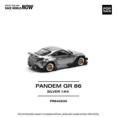Miniatura de carro PANDEM GR 86 escala 1:64 cor prata com jantes douradas