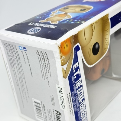 Embalagem Funko Pop E.T. em azul e branco com janela transparente