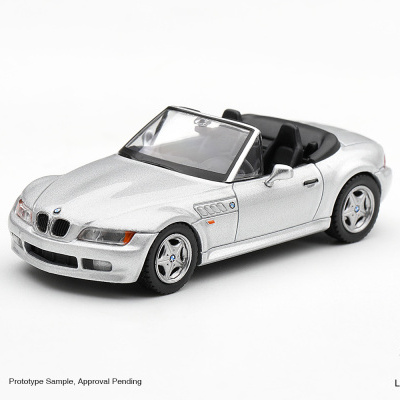 Miniatura de carro BMW conversível prateado com interior preto