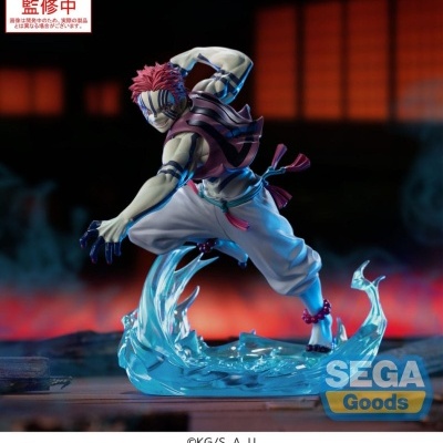 Figura estilizada de personagem com base azul translúcida e luzes vermelhas ao fundo